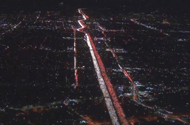 За статистикою, кожен рік 50 мільйонів американців повертаються додому мінімум за 80 кілометрів