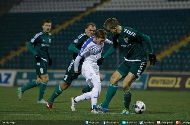 "Днепр" и "Ворскла" разыграют путевку в полуфинал Кубка Украины
