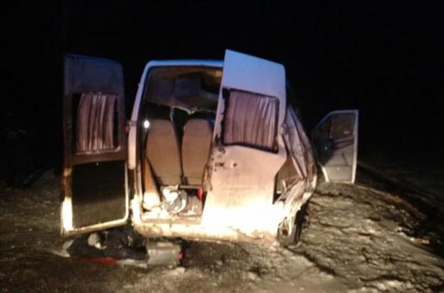 У ДТП загинуло 5 осіб