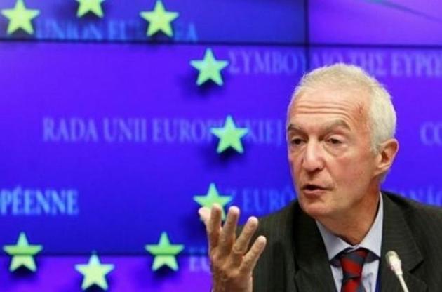 Координатор ЕС по антитеррору предупредил об угрозе терактов в Европе