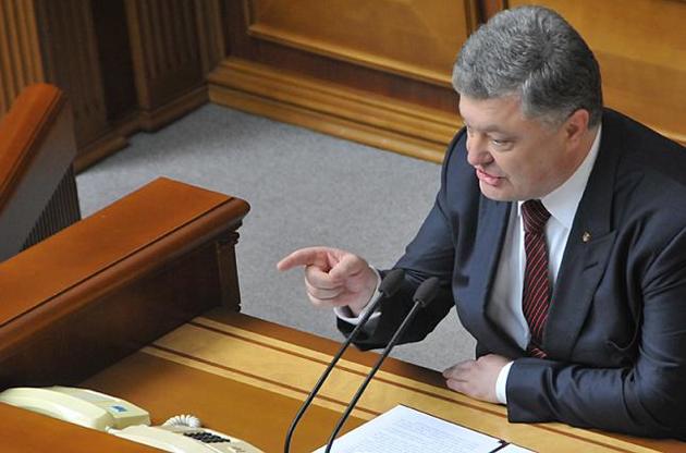 Порошенко приказал наказать виновных в гибели полицейских под Киевом