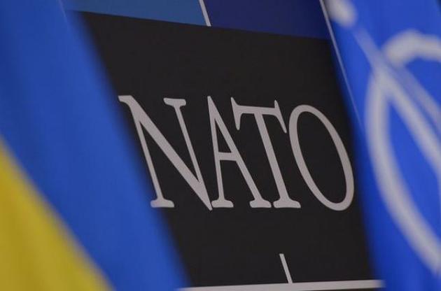 Велика Британія схвалює прагнення України інтегруватися у НАТО до 2020 року