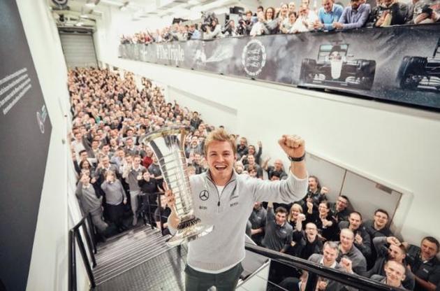 Ніко Росберг повідомив про відхід з Формули-1