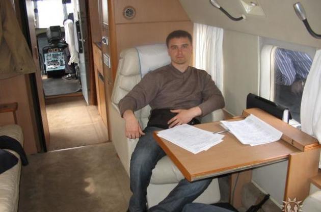 Обвиняемому Онищенко охраннику Порошенко дали квартиру