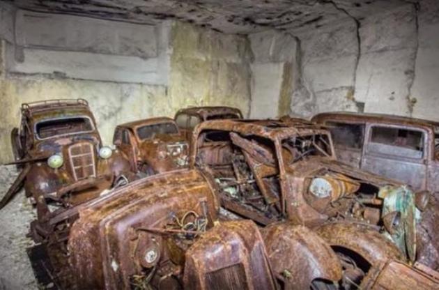 Во Франции обнаружено секретное хранилище автомобилей времен Второй мировой войны
