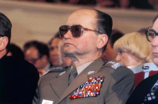 Польша лишит Ярузельского звания генерала за репрессии 1980-х