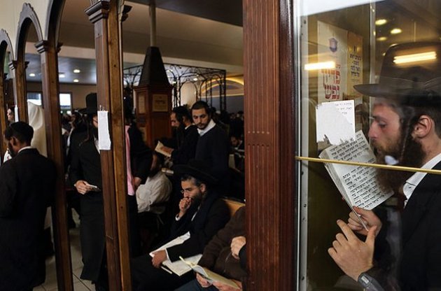 В Умані напали на синагогу, зловмисникам загрожує позбавлення волі на строк до восьми років
