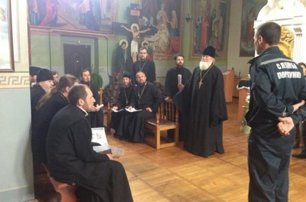 До кожного православного храму на Різдво приставлять по поліцейському