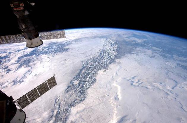 NASA опубликовало снимок Cкалистых гор из космоса