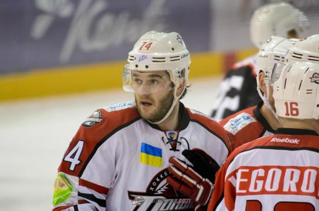 "Донбас" залишається лідером