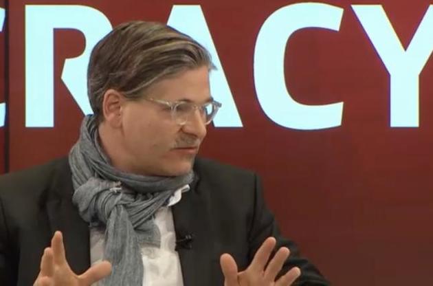 Эксперт объяснил, почему Трамп и сторонники Brexit победили