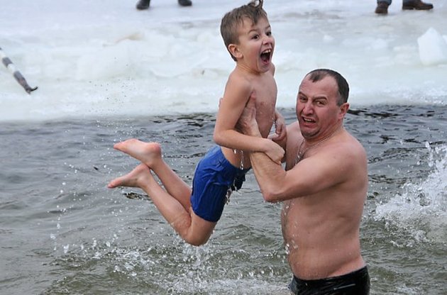 Вода в цей день набуває особливої чудодійну силу