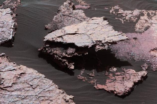 Curiosity обнаружил на Марсе следы древнего испарения воды