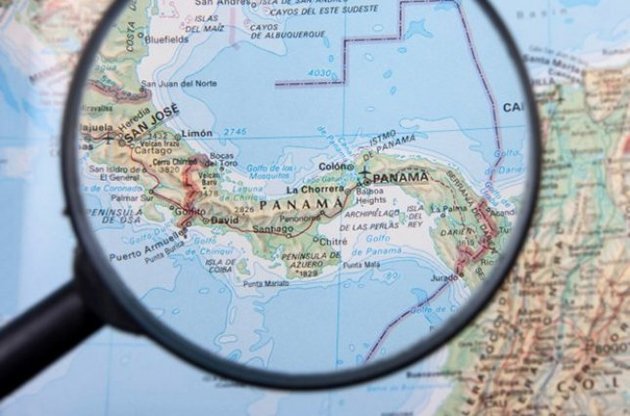 Справа про "панамської досьє" тимчасово зупинили