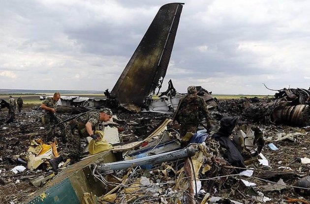 СБУ обнародовала записи переговоров главарей "ЛНР" о сбитом самолете "Ил-76"