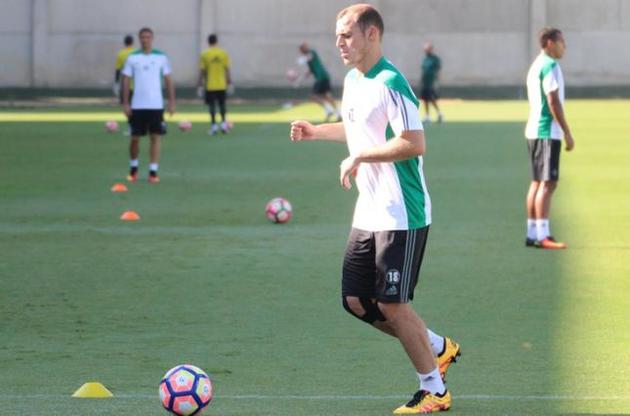 Болельщики будут наказаны за обвинения в адрес Зозули