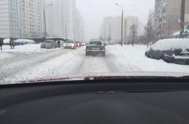 В Україні знову обмежили рух по автотрасах