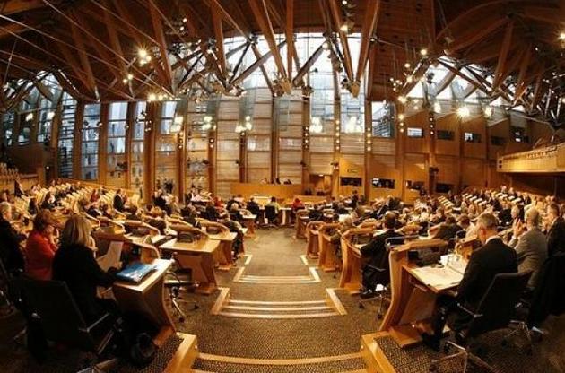 Парламент Шотландії висловився проти Brexit