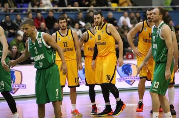 "Будивельник" обыграл дома "Химик"