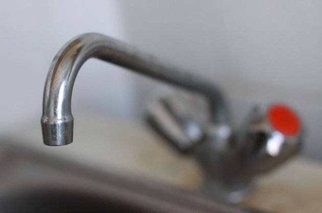 З кранів може піти жовта вода