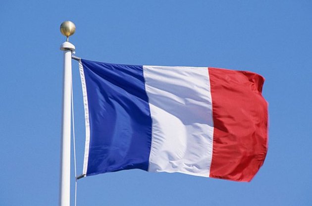 Основные кандидаты в президенты Франции встретятся на первых теледебатах