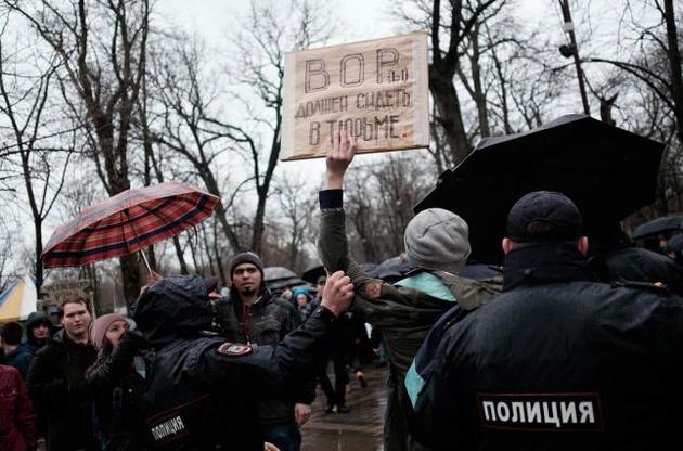 Протести в Росії вказали на прірву між росіянами і владою - Newsweek