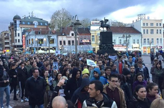 Антиправительственные протесты в Сербии распространяются по всей стране