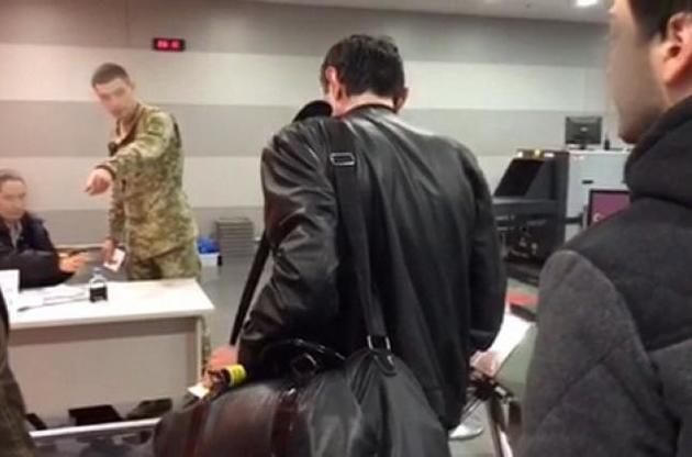 Грузинского вора в законе отправили из Киева в Стамбул