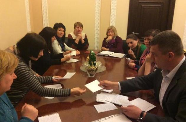 Возвратившись из Минска, Геращенко встретилась с родными украинских бойцов