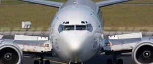 Авиагигант Boeing сократит сотни сотрудников