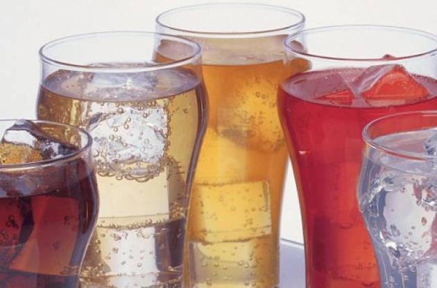 Вчені пов'язали вживання солодких напоїв з атрофією мозку