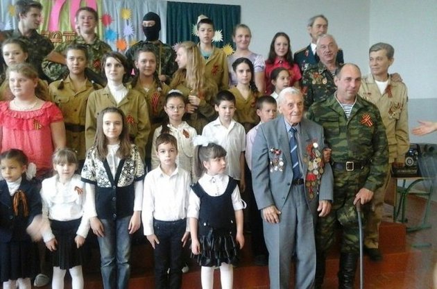 Террористы "ДНР" возмущены "непатриотичностью" школьников и студентов