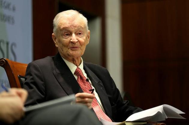 Бжезинський натякнув, що Крим треба розділити між українцями, кримськими татарами і росіянами.