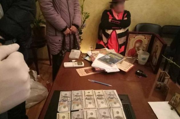 Підозрюваних у хабарництві суддів з Дніпра відправили під домашній арешт