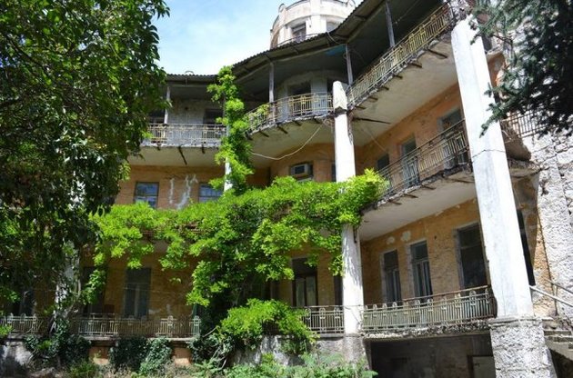 В Крыму ищут покупателей для &quot;отжатой&quot; недвижимости