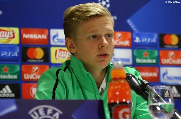 Зинченко практически не играет в Нидерландах