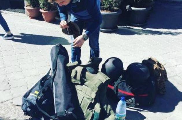 Військові затримали знімальну групу програми "Стежками війни"