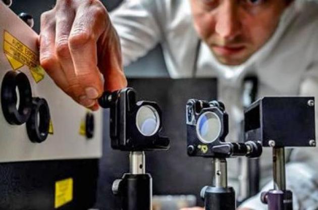 Камера знімає зі швидкістю п&#039;ять трильйонів кадрів на секунду