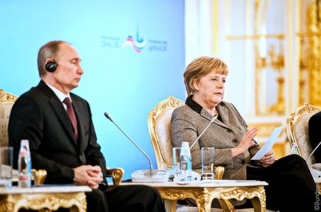 Меркель зустрінеться з Путіним другого травня в Сочі