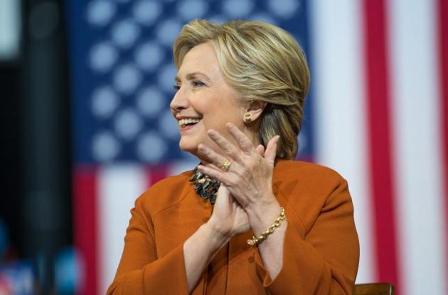 Клінтон має намір створити групу антитрамповскую