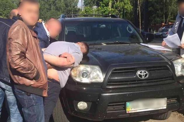 СБУ задержала вымогателя. В ГПУ утверждают, что это сотрудник НАБУ