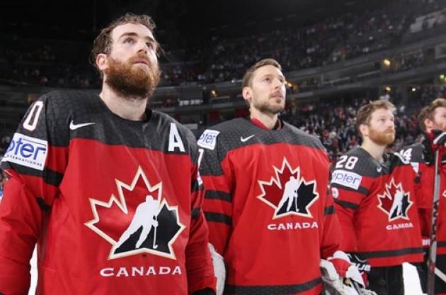 В финале чемпионата мира по хоккею сыграют сборные Канады и Швеции