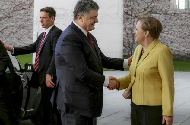 Переговоры Меркель и Порошенко длились более 2,5 часов – посол