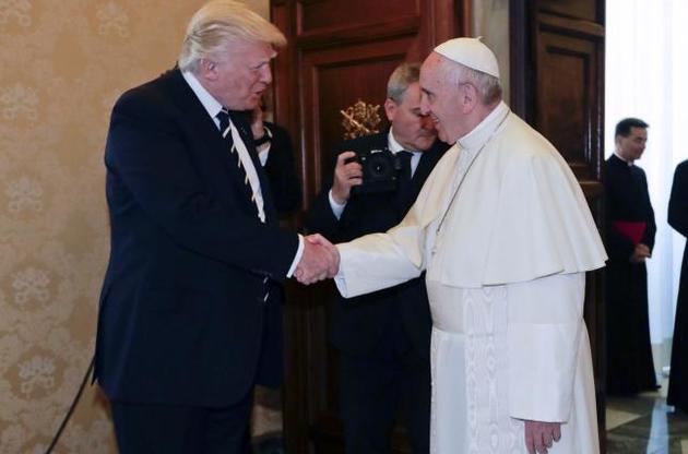 Трамп зустрівся з Папою Римським