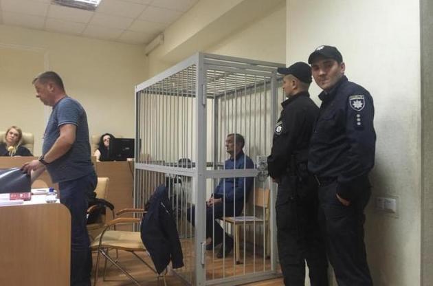 Колишнього начальника дарницької податкової Кравченка звільнили в залі суду