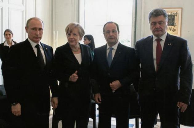 Порошенко и Путин заинтересованы в сохранении статус-кво по Минску-2 – The Economist