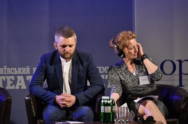 Український диригент Кирило Карабиць і директор Театра опери Штутгарта Єва Кляйніц