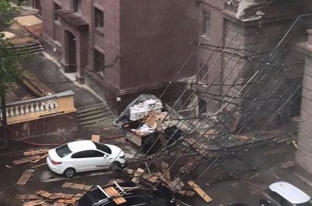 Під час урагану в Москві загинули 13 осіб