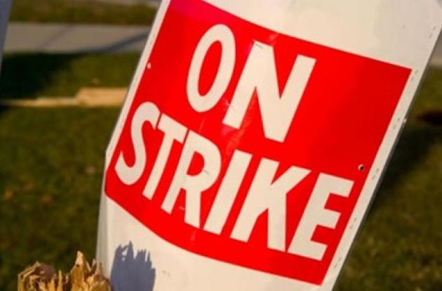У Румунії люди з найбільшою зарплатою в країні оголосили страйк