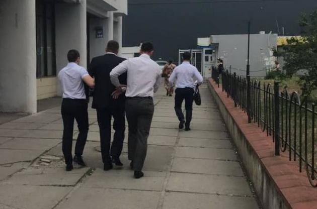 Подозреваемого задержали в ЗАГСе во время подачи документов